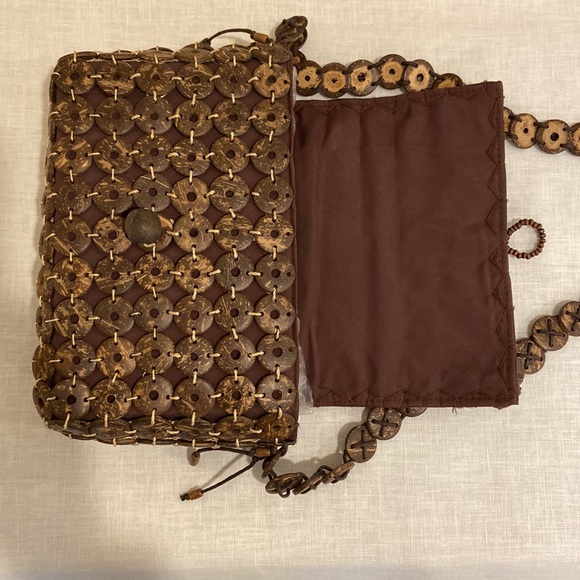 Coconut Shell Button Shoulder Purse - Picture 7 of 11